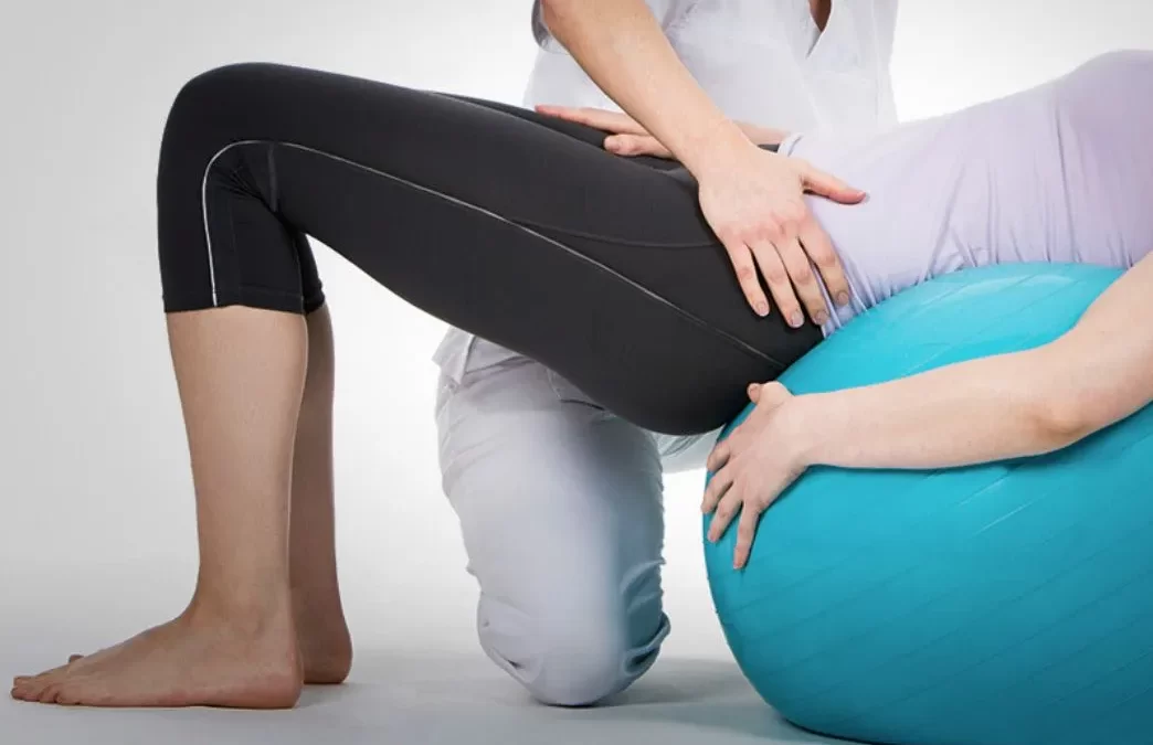 فیزیوتراپی کف لگن در ساری